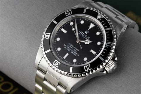 rolex submariner 14060m cosc review|rolex 14060m production years.